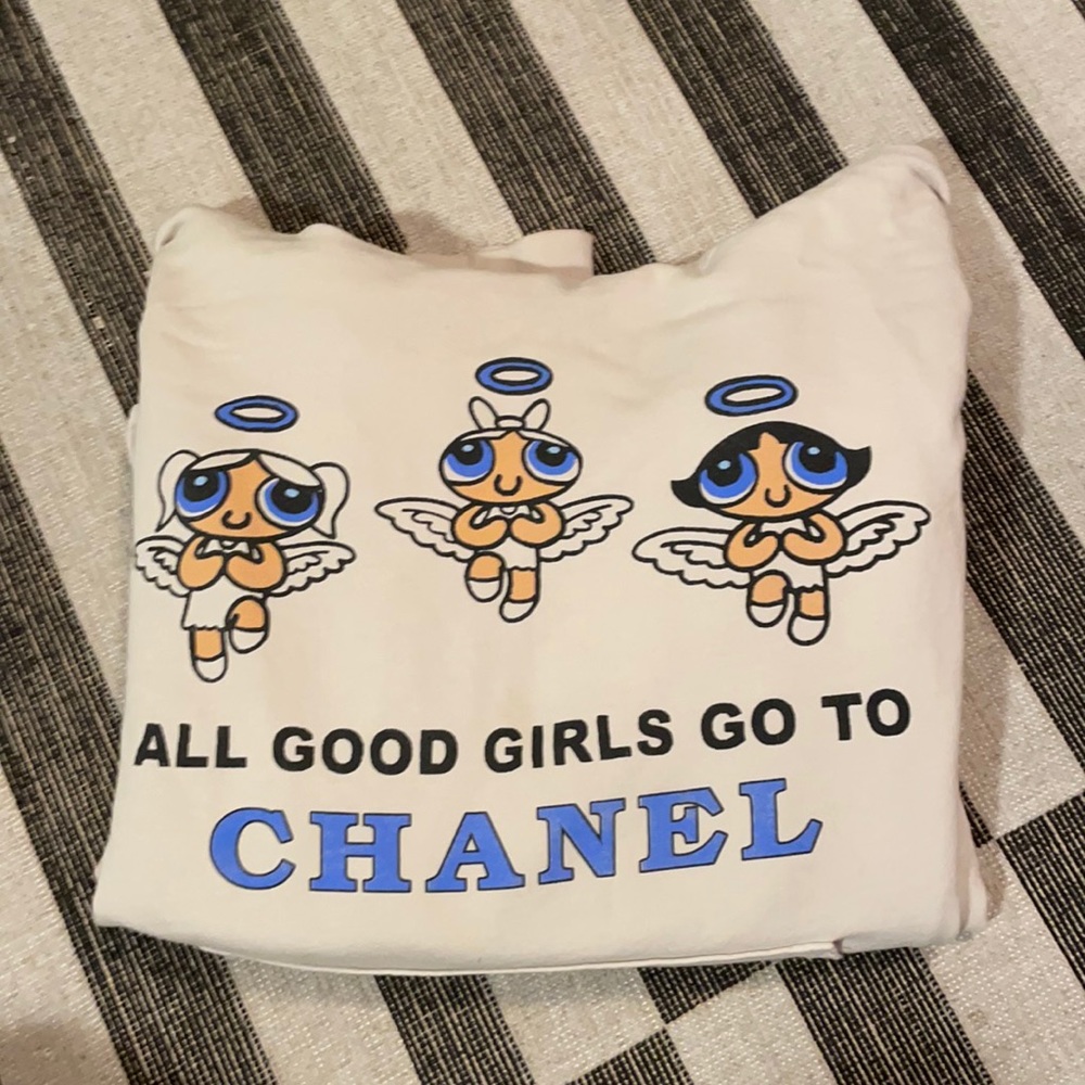 Mega Yacht « Good girls go to Chanel; Bad girls go to Gucci » Size M